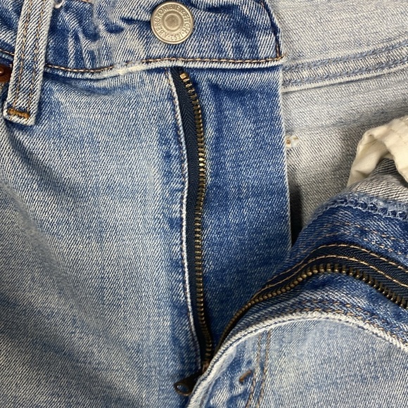 Abercrombie & Fitch ankle straight ultra high rise shredded jeans size 27 or 4 - Picture 7 of 10
